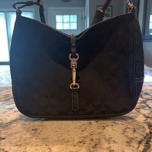 Elegant Black Shoulder Bag